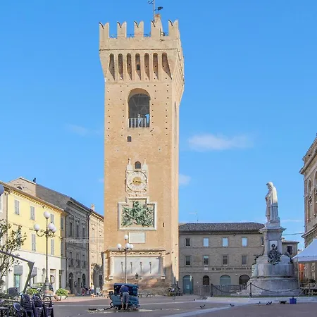 In * Potenza Picena