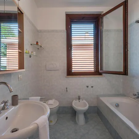 2 Bedroom Awesome In *