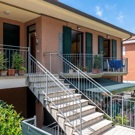 2 Bedroom Awesome In 펜션 *